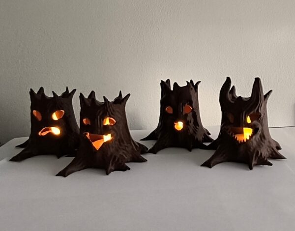 Świece halloweenowe - Rodzina nawiedzonych drzew komplet 4 szt. - obrazek 2